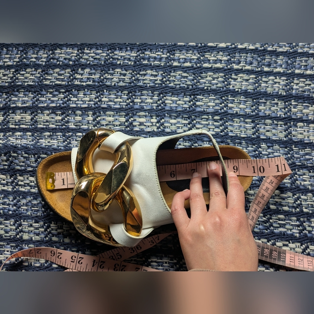 JW ANDERSON White and Gold Chain Leather Sandals - Picture 14 of 14